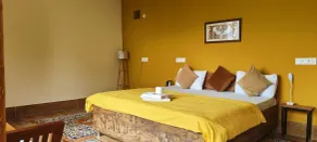 The Unmad - Dharamkot - Room