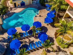 Coconut Cove All-Suite Hotel - Pool
