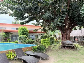 Seaview Beach Resort Dumaguete Beachfront - Pool