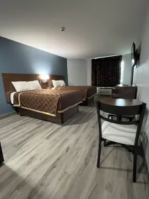 Relax Inn - Room