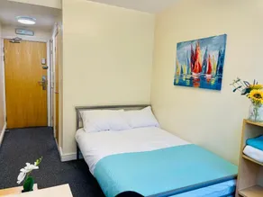 Sangha House - Ensuite Rooms with Shared Kitchen Facilities - Chambre