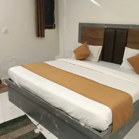 Hotel Taj Holiday - Chambre