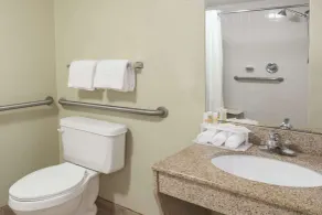 Days Inn by Wyndham Selma - Salle de bain