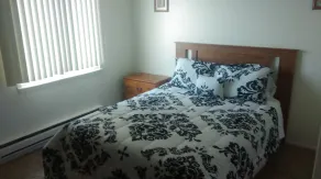 Mactavish Court Townhomes - Rom