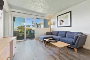 Maui Seaside Hotel - Værelse