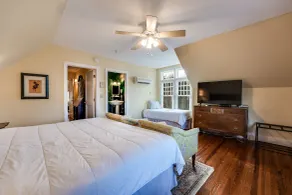 Riverdale Inn - Room