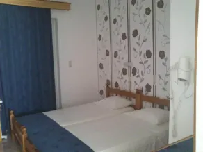 Christina Studios - Quarto