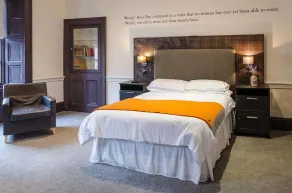 Thrums Hotel, Kirriemuir - Værelse