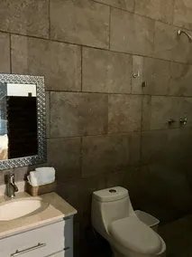 Hotel Casa Carmona - Bathroom