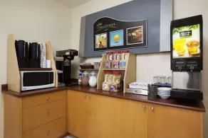 Days Inn by Wyndham Dawson Creek - Restaurant