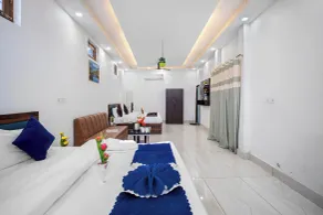 Shree Sita Sadan 15 min drive to Shri Hanuman Garhi Mandir - Chambre