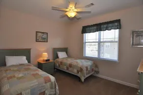 Crow Creek Condo Rental - Zimmer