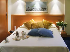 Hotel Planet International - Habitación
