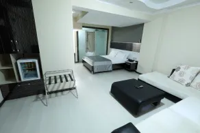 HALLEY OTEL - Habitación
