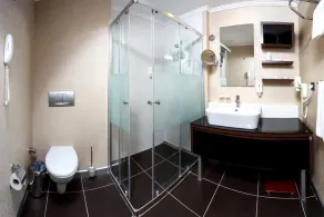 Ozay Suites - Bad