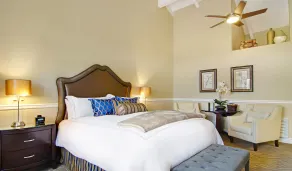 Carriage House Inn - Chambre