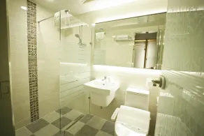 Ariana Hotel - Badezimmer