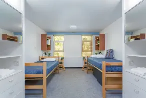 Pacific Spirit Hostel - Værelse
