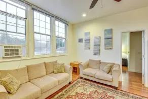 2 Mi to Warren Dunes - Bright Sawyer Apartment! - Innenbereich