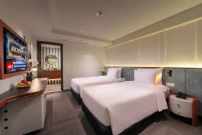 MAY DE VILLE Lumiere Hotel - Camera