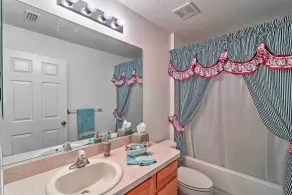Bright Spring Hill Home: 5 Mi to Weeki Wachee Park - Innenbereich