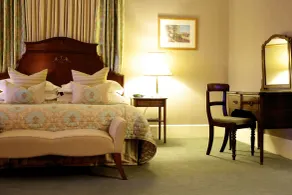 Ashdown Park Hotel - Room