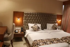 SK Lords Inn Ahmedabad - Room