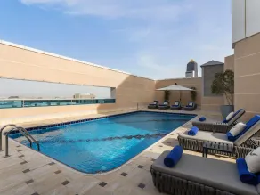 Mövenpick Hotel & Apartments Bur Dubai - Piscine