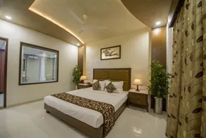 The Grand Vinayak Hotel - Room