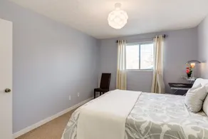 Superb 3BR mins to DT SAIT - Camera