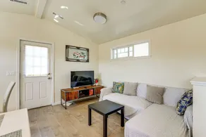 Walk to Dimond District Gems: Home in Oakland - Interior