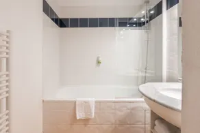 Residhotel Le Royal Résidence Grenoble - Salle de bain