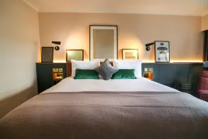 The Alex - Habitación