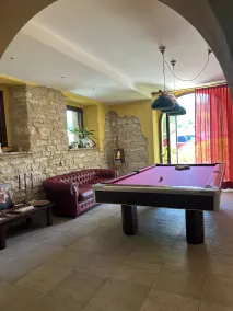 Raffaello Residence una Dimora storica con piscina panoramica nelle Marche - Rezeption