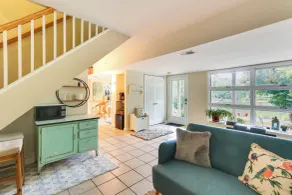 Peaceful Riverfront Retreat w/ Yoga & Art Studio! - Interiør