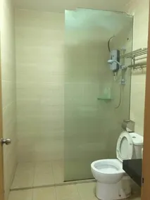 Anderson Hotel - Bathroom