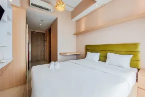 Homey And Modern Studio At Tree Park City Cikokol Apartment - Zimmer