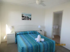 Pacific Place Apartments - Room