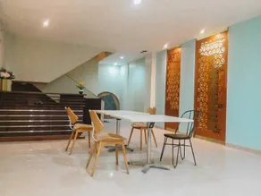 Hotel Capital Cikokol RedPartner - Reception
