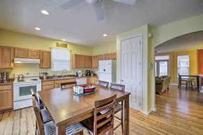 Arts & Design District Condo: Steps to Monon Trail - Innenbereich