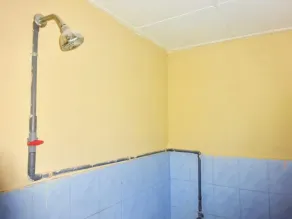 Oka Homestay Mitra RedDoorz - Badrum