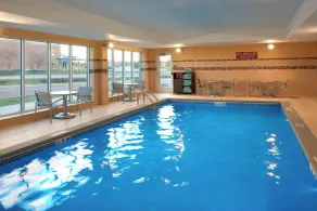 TownePlace Suites by Marriott Grand Rapids Airport - Piscine