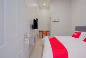 Sans Stay Olive Tree Surabaya - Chambre