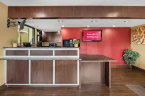 Red Roof Inn Lansing East - MSU - Réception