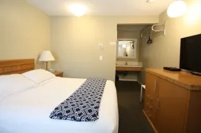 Harrison Spa Motel - Chambre