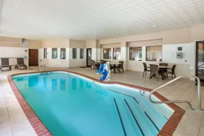Comfort Inn & Suites St Louis-O'Fallon - Piscine