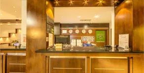 Hotel Forum - Free Parking for cars - Reception