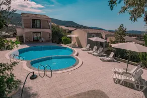 Das fantastische Residenza Badus Apartment mit 1 Schlafzimmer bietet Platz für 4 Personen Nr. 0810 - Pool