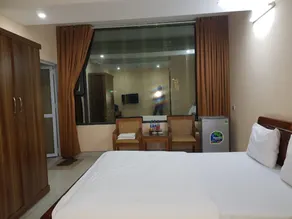 Quynh Vy Hotel - Værelse