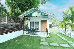 MGM Whispering Wind's Yelagiri - Ausblick vom Zimmer